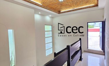 ¡ ¡ HERMOSA RESIDENCIA EN VENTA EN ESQUINA Y FRENTE A JARDIN !!