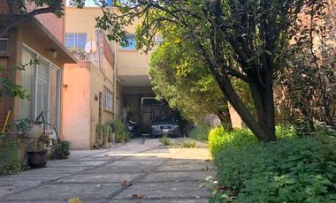 Casa en Venta en Cuautitlán Estado de México con uso de suelo habitacional/comer