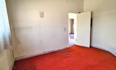 Casa en Venta en Cuautitlán Estado de México con uso de suelo habitacional/comer