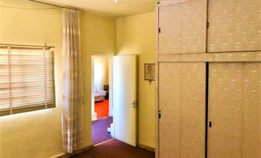 Casa en Venta en Cuautitlán Estado de México con uso de suelo habitacional/comer