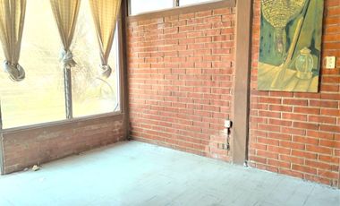 Casa en Venta en Cuautitlán Estado de México con uso de suelo habitacional/comer