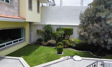 Hermosa Casa de Lujo en Bosques del lago en Venta