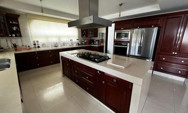 Hermosa Casa de Lujo en Bosques del lago en Venta