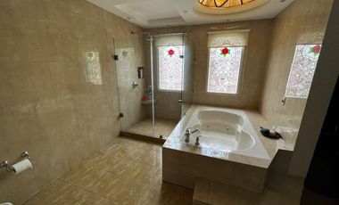 Hermosa Casa de Lujo en Bosques del lago en Venta