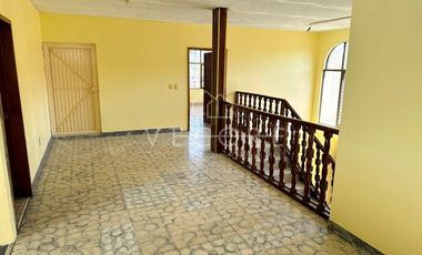 CASA EN VENTA EN FRACCIONAMIENTO REVOLUCIÓN, TLAQUEAPAQUE