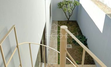 CASA EN VENTA EN FRACCIONAMIENTO REVOLUCIÓN, TLAQUEAPAQUE