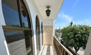 CASA EN VENTA EN FRACCIONAMIENTO REVOLUCIÓN, TLAQUEAPAQUE