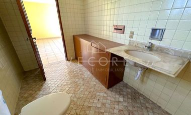 CASA EN VENTA EN FRACCIONAMIENTO REVOLUCIÓN, TLAQUEAPAQUE