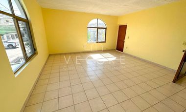 CASA EN VENTA EN FRACCIONAMIENTO REVOLUCIÓN, TLAQUEAPAQUE