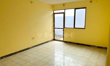 CASA EN VENTA EN FRACCIONAMIENTO REVOLUCIÓN, TLAQUEAPAQUE