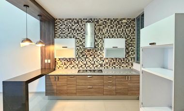 RESIDENCIA EN VENTA DE 3 RECÁMARAS EN ZONA RESIDENCIAL !