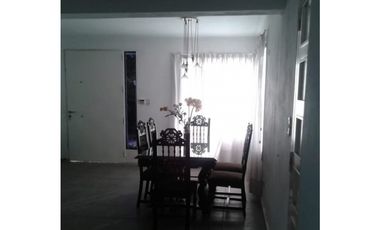 VENDO ESPECTACULAR CHALET ESTILO CALIFORNIANO a metros de la costanera