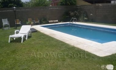 VENDO ESPECTACULAR CHALET ESTILO CALIFORNIANO a metros de la costanera
