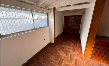 Chalet 4 ambientes con 2  terraza