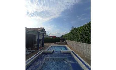 VENDO CASA EN RICAURTE CUNDINAMARCA