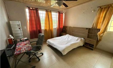 SE VENDE CASA EN CONDADO DEL REY 325M2