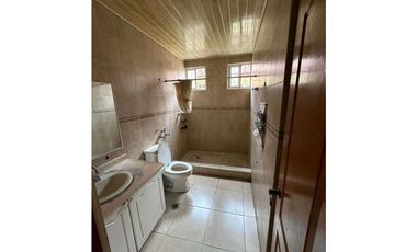 SE VENDE CASA EN CONDADO DEL REY 325M2