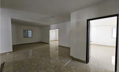 Venta de casa en Hato Pintado, Calle Sauces