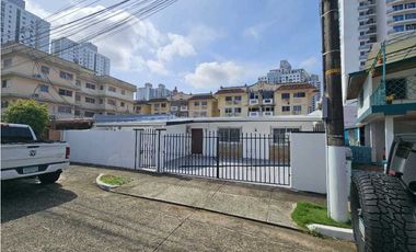 Venta de casa en Hato Pintado, Calle Sauces