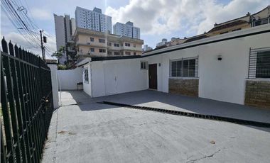 Venta de casa en Hato Pintado, Calle Sauces