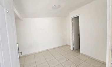Venta de casa en Hato Pintado, Calle Sauces