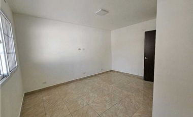 Venta de casa en Hato Pintado, Calle Sauces