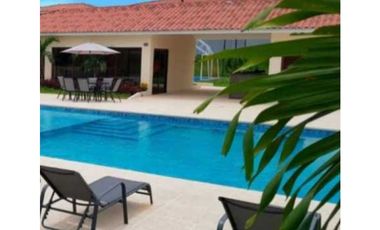 VENDO CASA EN ARRAIJAN LOS SENDEROS DE BAMBÚ 3R CON LINEA BLANCA