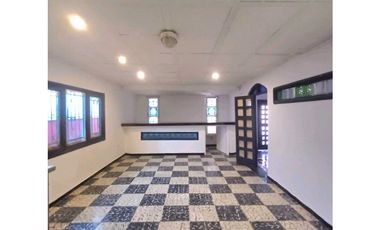 Arriendo casa comercial Barrio Pie de La Popa