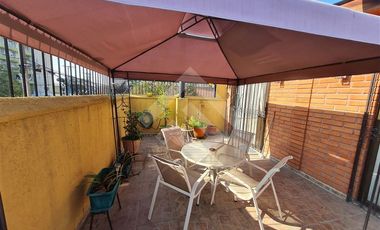 Local Comercial en Venta en Metro La Cisterna