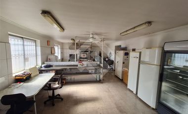 Local Comercial en Venta en Metro La Cisterna