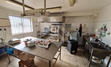 Local Comercial en Venta en Metro La Cisterna