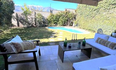 Casa en Condominio con excelente vista, Valle la Dehesa