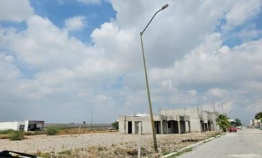 TERRENO EN VENTA EN FRACC. EL CAMPANARIO TORREÓN, COAHUILA