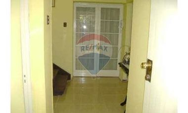 ARRIENDO SEGUNDO PISO EN CASA COMPARTIDA .