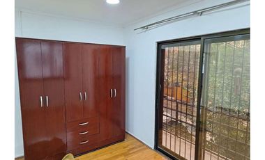 ARRIENDO SEGUNDO PISO EN CASA COMPARTIDA .