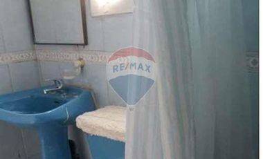 ARRIENDO SEGUNDO PISO EN CASA COMPARTIDA .
