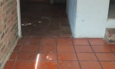 ARRIENDO CASA ZONAS VERDES COTA A.