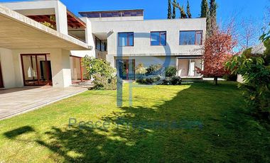 MARAVILLOSA CASA MEDITERRÁNEA A PASOS COMERCIO Y COLEGIOS
