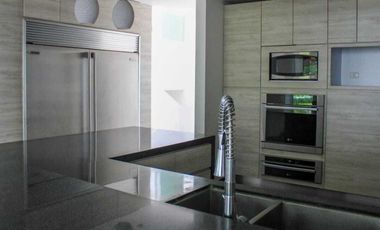 Venta Excelente Casa en La Vista Country Club