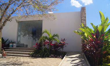 Casa en venta tipo TH con amenidades en Conkal, al norte de Mérida