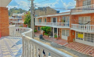Maat vende Casa en conjunto cerrado-Villeta. 138M2 $460 Millones