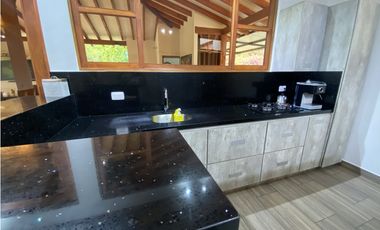 CASA CAMPESTRE EN PARCELA, OJO DE AGUA SMG