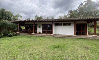CASA CAMPESTRE EN PARCELA, OJO DE AGUA SMG