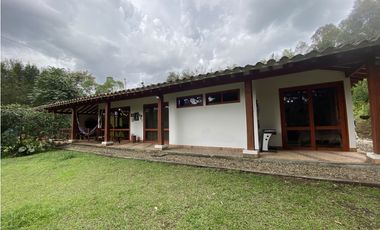 CASA CAMPESTRE EN PARCELA, OJO DE AGUA SMG