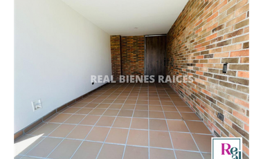 VENDO CASA MEDIANERA EN UNIDAD CERRADA EN LA CEJA, ANTIOQUIA