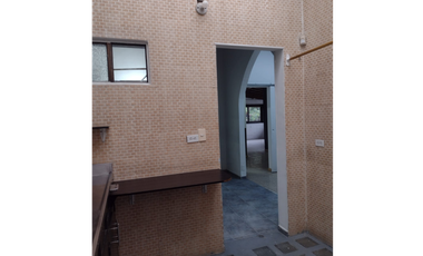 Casa Unifamiliar-Independiente - Facil acceso a Las Palmas- Poblado