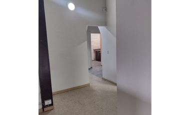 Casa Unifamiliar-Independiente - Facil acceso a Las Palmas- Poblado