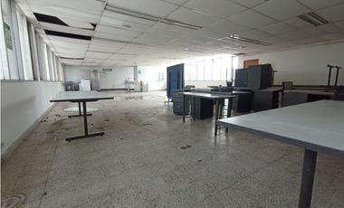 SE VENDE BODEGA  ITAGUI