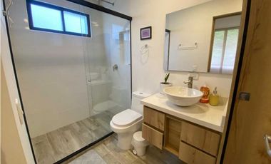 vendo Casa campestre en unidad cerrada en el retiro (LDC)