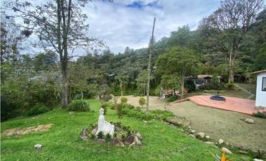 vendo Casa campestre en unidad cerrada en el retiro (LDC)